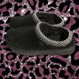 UGG Black Women's Slippers